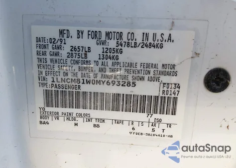 1991 Lincoln Town Car Executive z USA, uszkodzony, nr VIN 1LNCM81W0MY693285